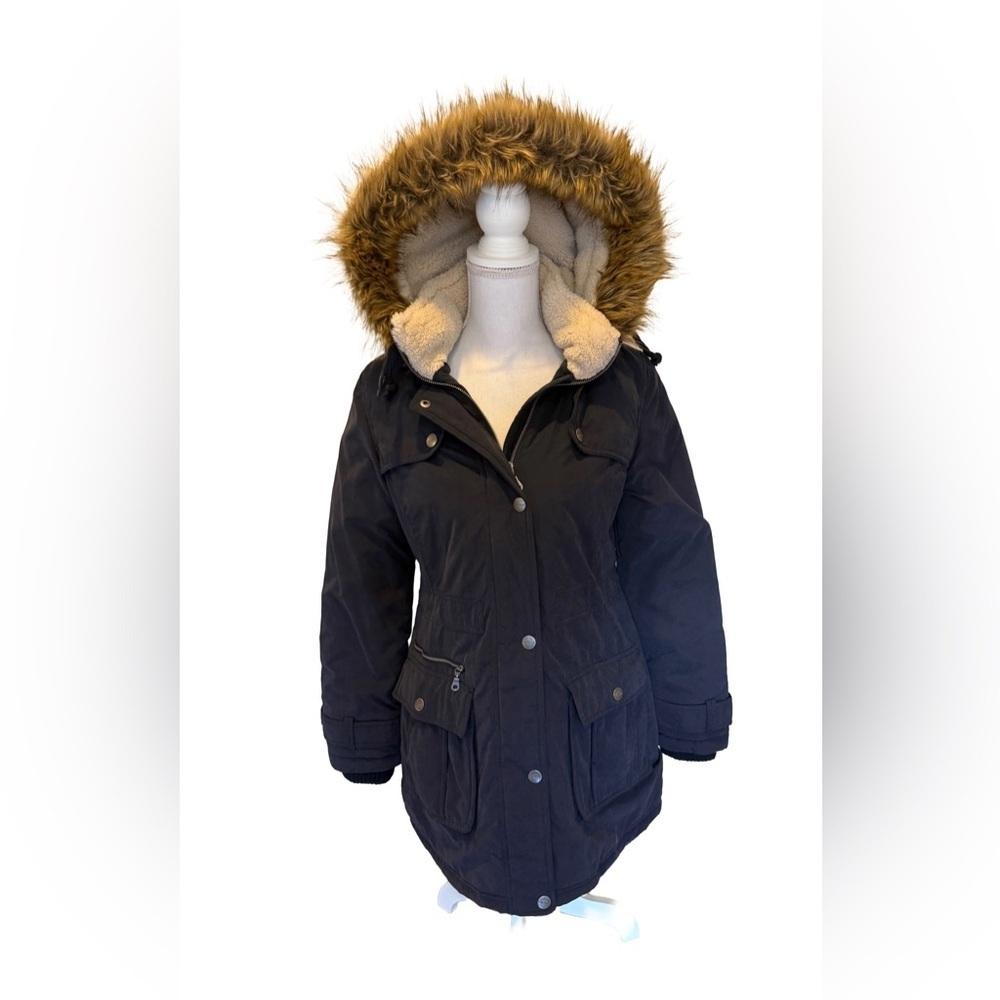 🧥 DKNY Navy Quilted Lined Parka Jacket - Medium - Detachable Faux Fur Hood - Picture 2 of 16